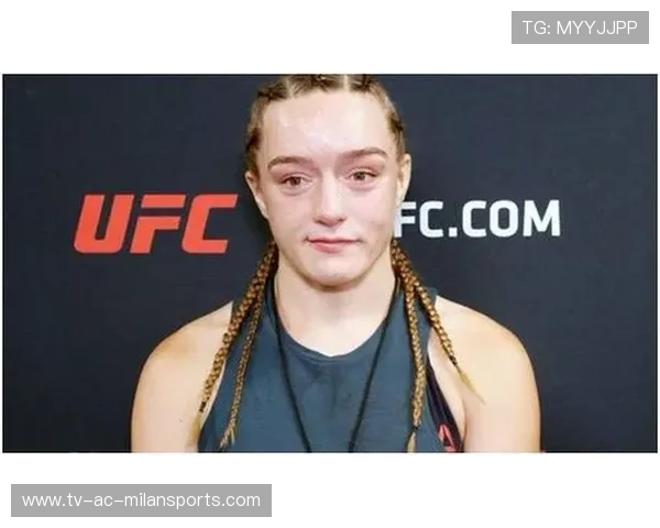 UFC 新秀赛前挑衅遭 KO!网友:太狂了 UFC 新秀赛前挑衅遭 KO!网友:太狂了