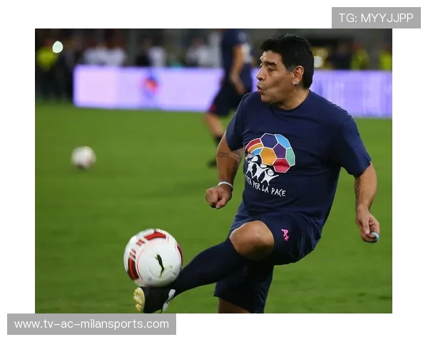 马特乌斯：足球史上最伟大的一人——马拉多纳，足球球星马拉多纳简历